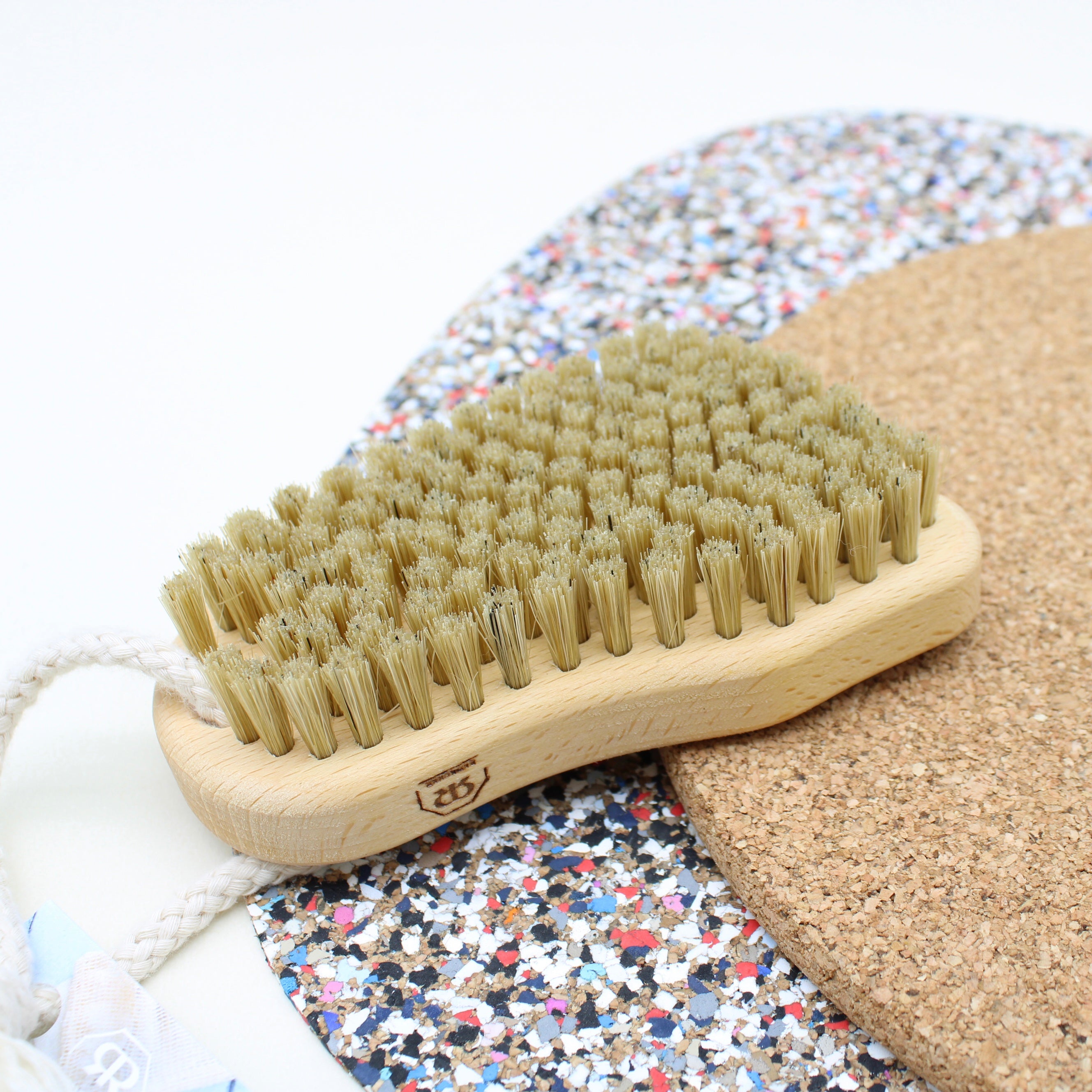 Foot brush