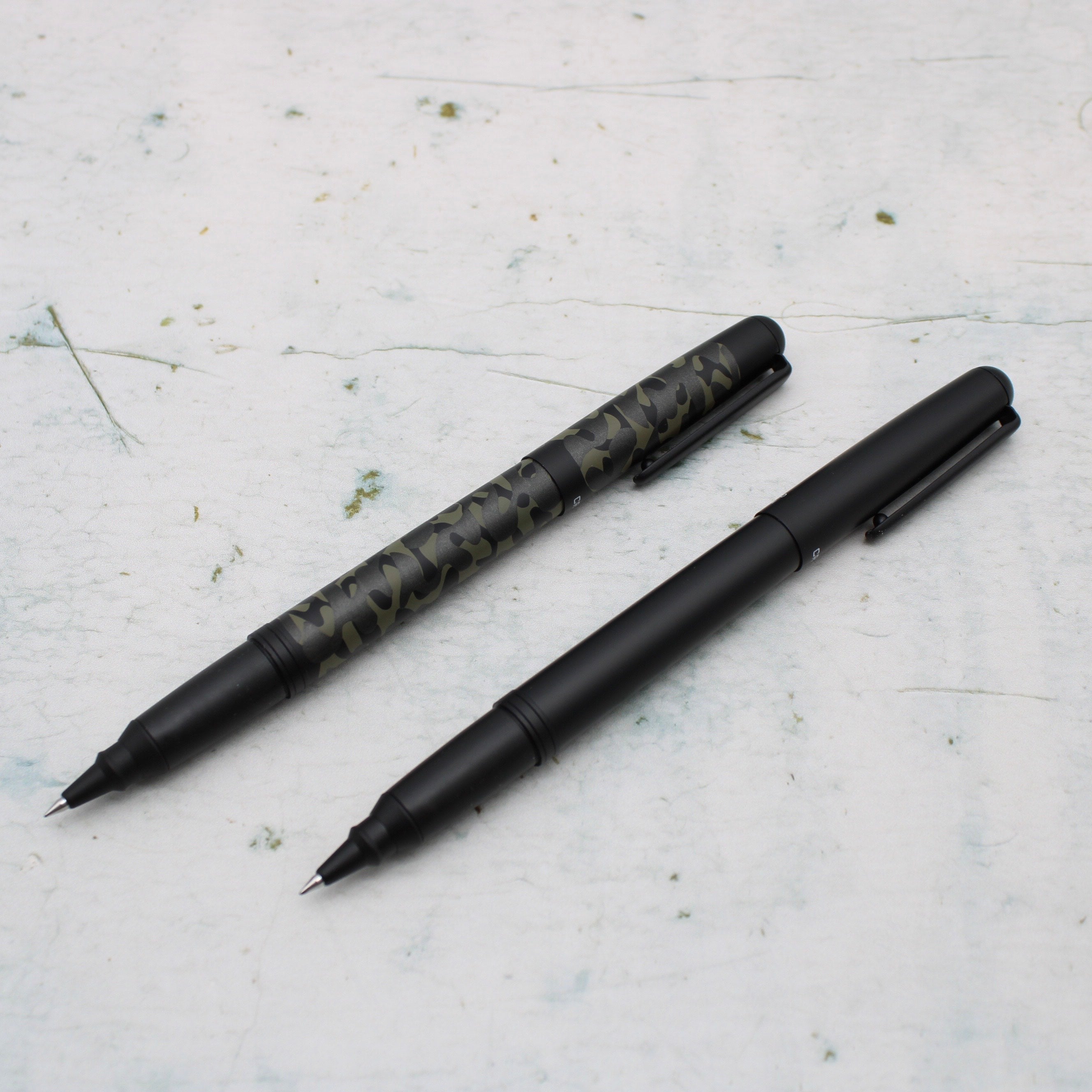 OHTO CR01 Gel Pen - 4 Variations